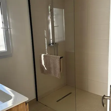 Jolie Baignee De Lumiere * Châteauneuf-Val-Saint-Donat